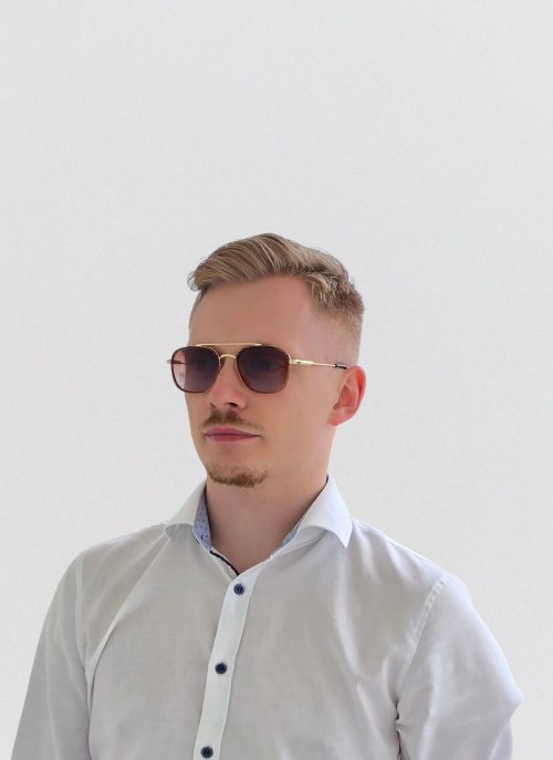 Modell feellens lucas