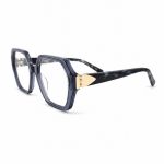 Modell Feellens Claudie