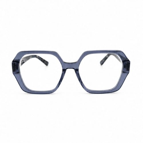 Modell Feellens Claudie