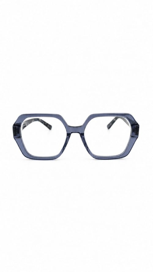 Modell Feellens Claudie